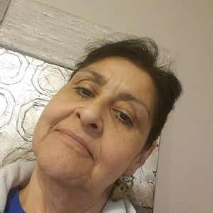 Meet your Posher, Valarie